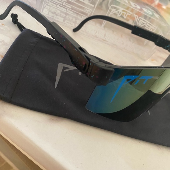 Pit Viper Sunglasses - Picture 3 of 7